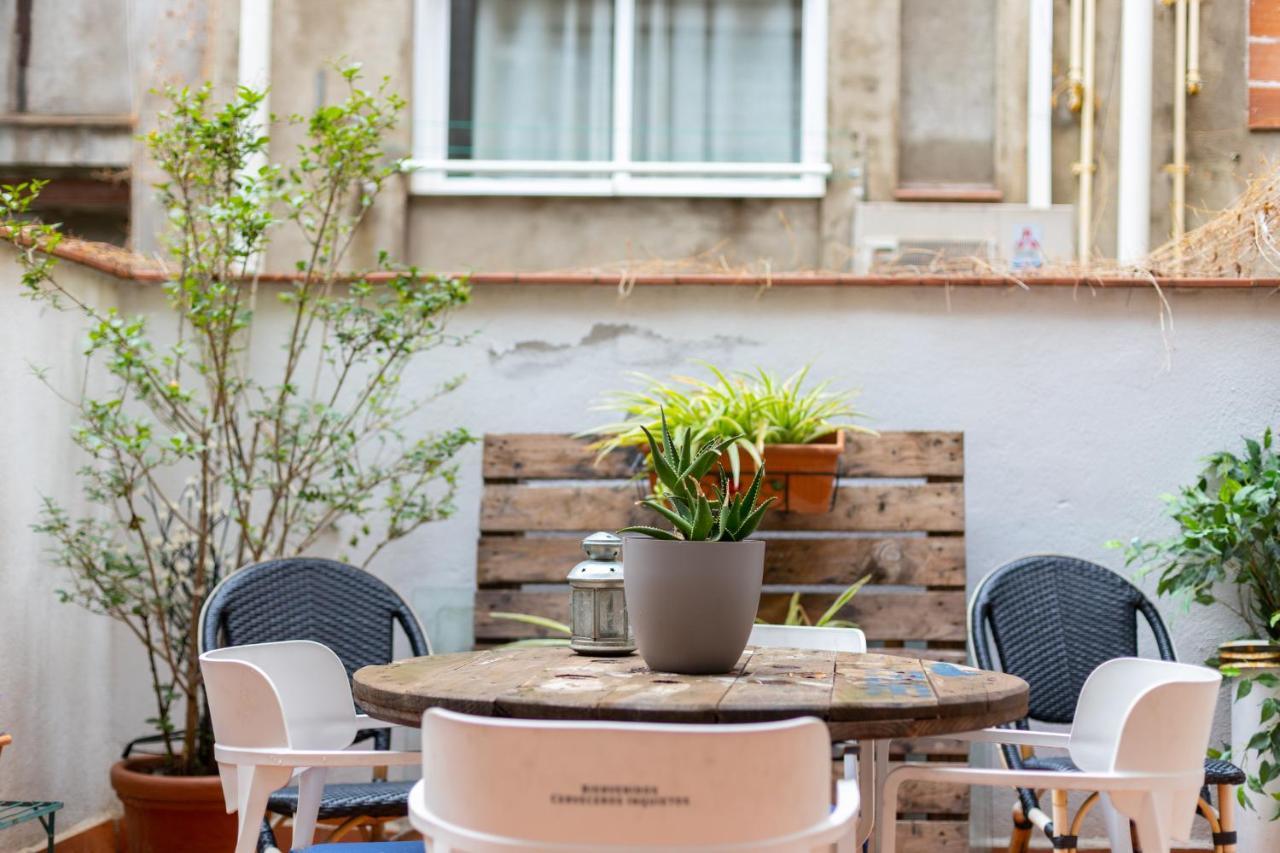 Aparteasy - Central Gracia Apartments バルセロナ エクステリア 写真