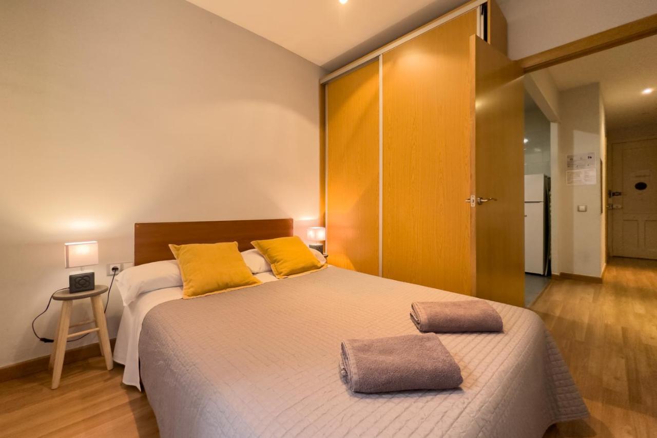 Aparteasy - Central Gracia Apartments バルセロナ エクステリア 写真