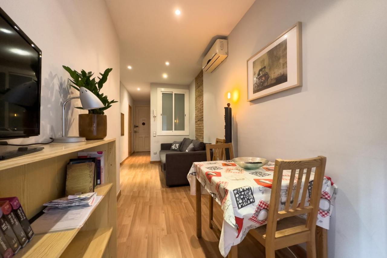 Aparteasy - Central Gracia Apartments バルセロナ エクステリア 写真