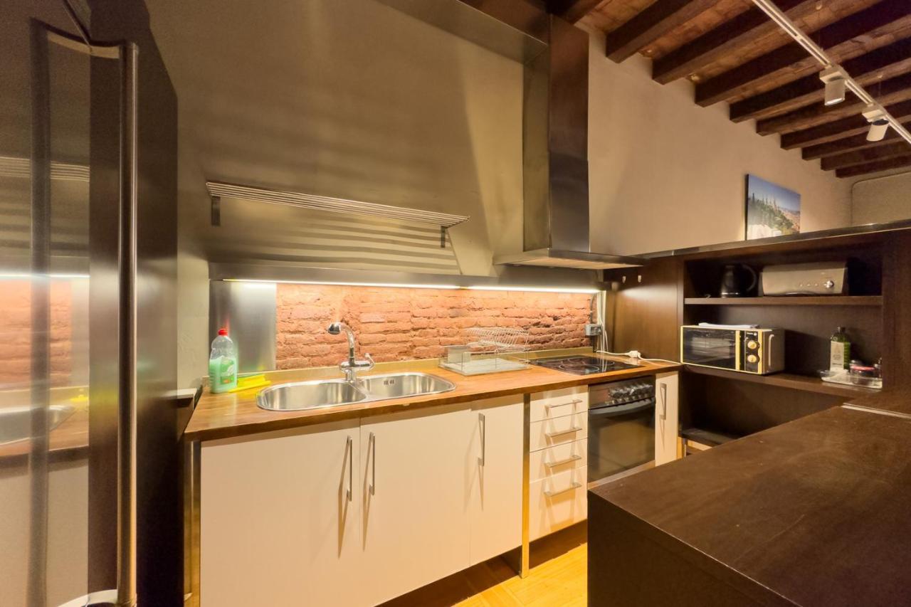 Aparteasy - Central Gracia Apartments バルセロナ エクステリア 写真