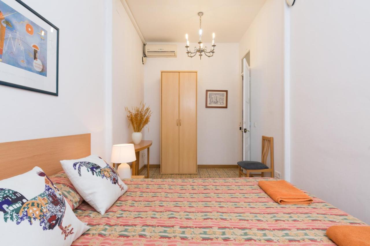 Aparteasy - Central Gracia Apartments バルセロナ エクステリア 写真