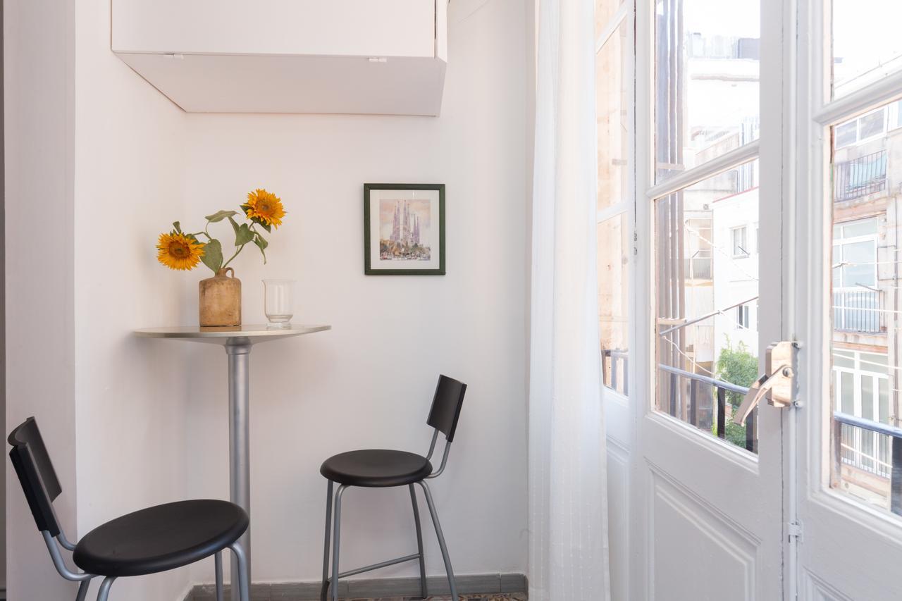 Aparteasy - Central Gracia Apartments バルセロナ エクステリア 写真