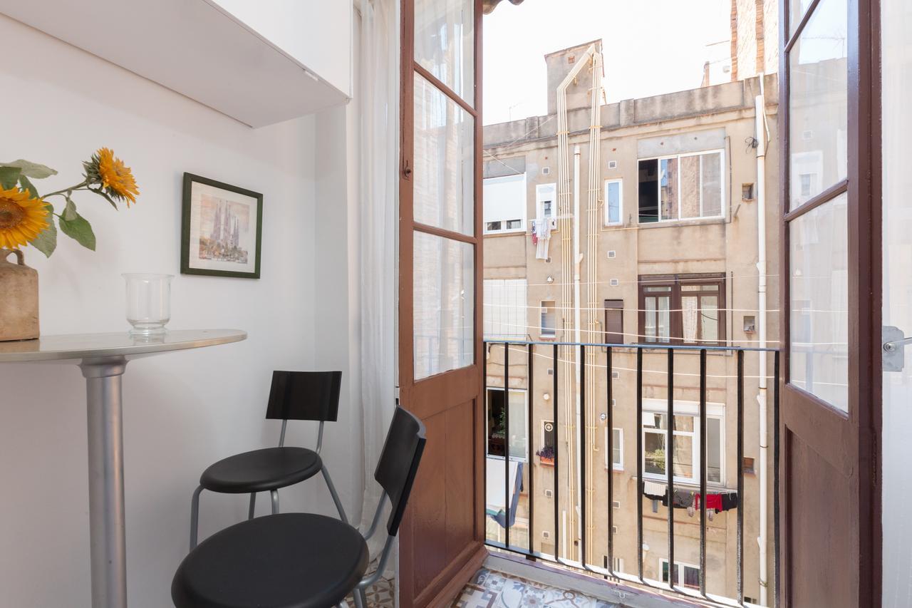 Aparteasy - Central Gracia Apartments バルセロナ エクステリア 写真